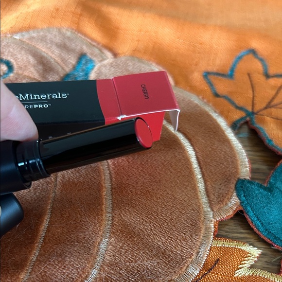 bareMinerals BarePro lipstick in Cherry - Picture 2 of 2